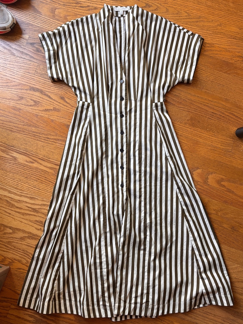 Banana Republic Striped Button-Front cotton Dress in White and Olive Brown